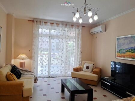 Apartament Me Qera 1+1 Tek Kopshti Zoologjik/Botanik (ID B2101702) Tirane