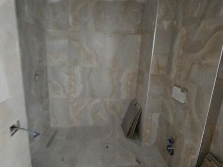 Ne Astir Prane Vila L Shitet Apartament 1+1 Me Planimetri Perfekte!