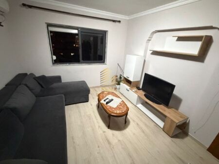 Qira, Apartament 1+1, Myslym Shyri, 60.000 ALL/muaj I Diskutueshem
