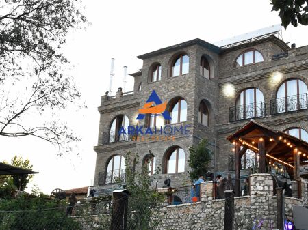 RESORT FOR SALE 1440M2 "MAMICA SQUARE, PETRELE" 4,000,000 EURO