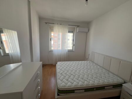 2+1 In Affitto, Astir, Hotel Marinaj