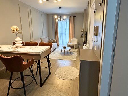 Appartamento Premium 1+1 in Affitto a Univers City – Completamente Nuovo, con Posto Auto!

