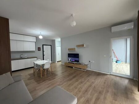 Appartamento 1+1 in affitto presso Emerald Center