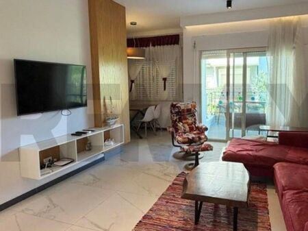 SHITET, APARTAMENT 2+1+2+ PARKIMI, GJIRI I LALZIT ID: 530581012-20