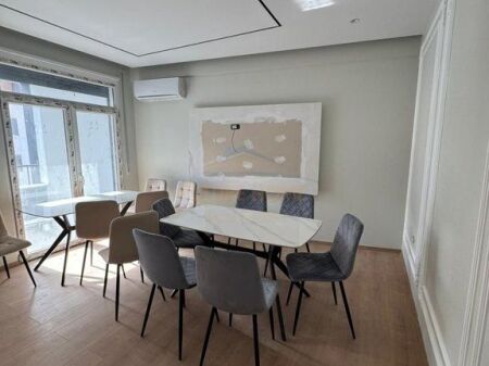 Shitet, Apartament 2+1, 5 Maji, Tirane.