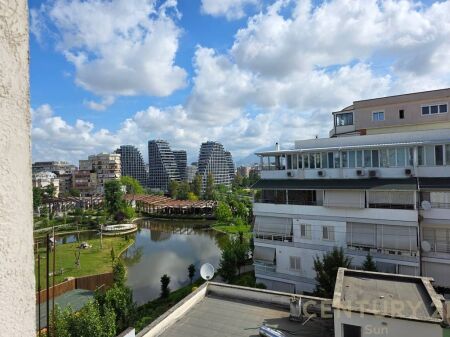 APARTAMENT 2+1+2 PRANE KOPSHTIT ZOOLOGJIK