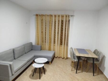 Apartment 1+1 for rent, Astir near the Roundabout 400 thousand lek