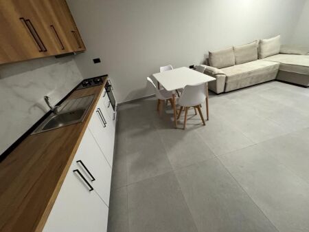 Rent | Apartament 1 + 1 |Shkolla e Bashkuar | 400 €/month