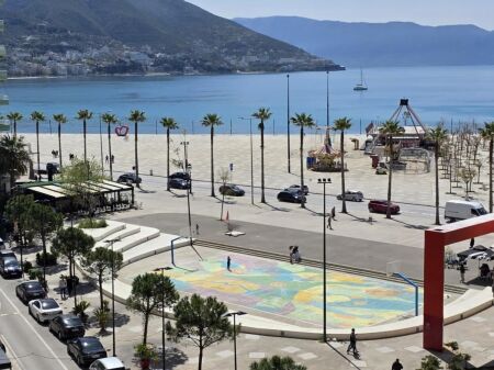 Ne Vlore, Ne Lungomare Shitet Apartament 2+1 Me Pamje Nga Deti!