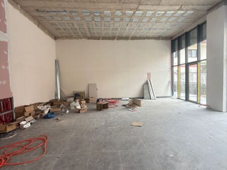 Affitto | Ambjent Biznesi | Rruga 5 Maji | 1200 €/mese