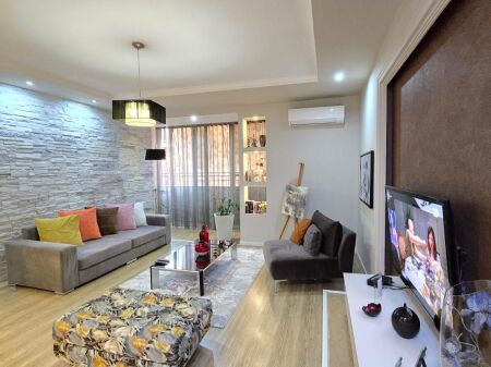 Apartament 2+1 per shitje ne Laprake
