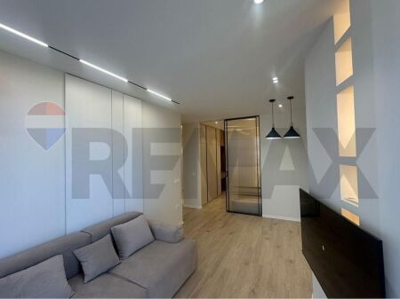 Apartament 2+1 ne Shitje Rr.Kavajes