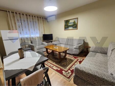 Apartment 1+1 for rent on Bardhyl Street!
