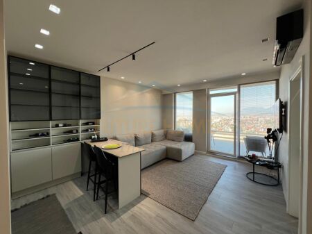 In vendita, Appartamento 1+1+Veranda+Guardaroba, Sauk, Tirana.
