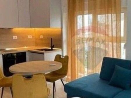 Shitet Apartament 1+1 tek Kompleksi Kadiu  ID: 530551001-456