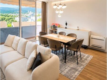 Rent, Apartment 2+1+ Parking Space, Dry Lake, Tirana.