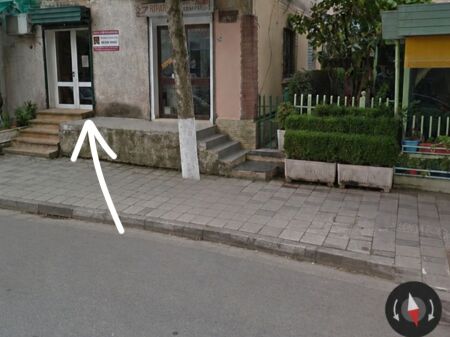 Shop for rent area 11m2