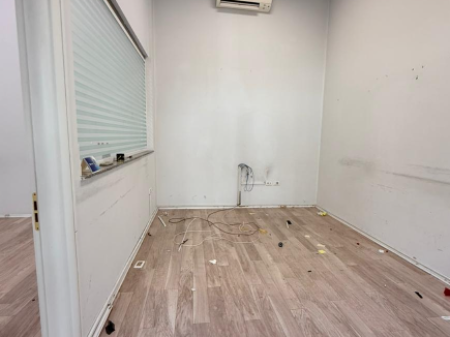 OCCASION – Space for Rent at Kika 2