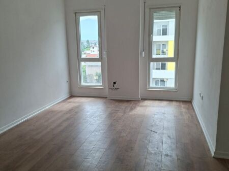 OFFICE FOR RENT 72 M2 UNIVERS CITY 40,000 LEKE FH-73591