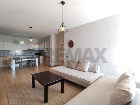 Apartament 2+1+2 per shitje te Kodra e Diellit