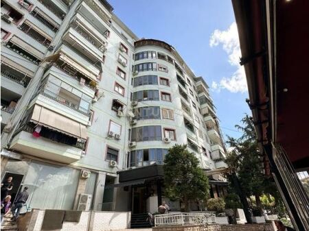 Kompleksi Grand, Tregu Elektrik - Shitet 1+1 59m2 + 10m2 Verande