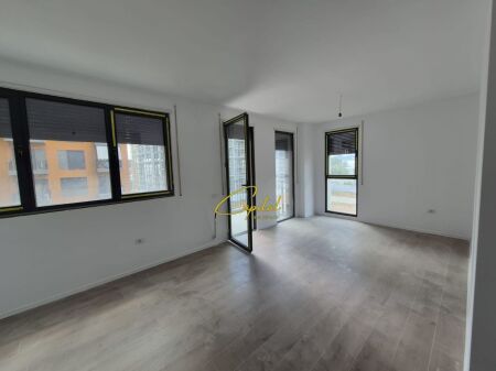 SHITET APARTAMENT 2+1 XHAMLLIKU 220.000 EURO
