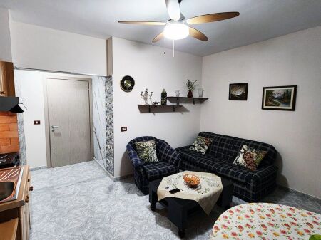 Affitto | 2 Apartamente 2 + 1 dhe 1+1| 21 Dhjetori | 1000 €/mese