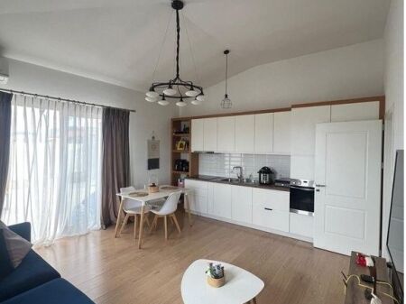 Shitet Apartament 1+1 + Verand tek Fresku! 130,000 €
