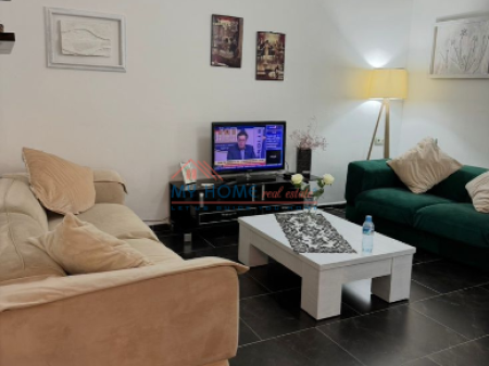 Apartament 2+1 me qera Rruga Bardhyl ne Tirane