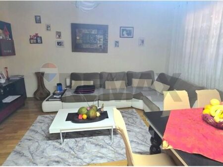 Apartament - Për Shitje - Rruga Llambi Bonata, Tiranë(ID: 530571009-90)