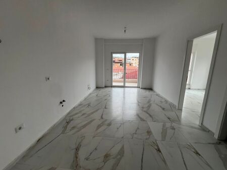APARTAMENT ME QIRA – KOMPLEKSI AURA | RR. DRITAN HOXHA