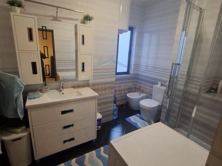 Shitet, Apartament 2+1, Yzberisht