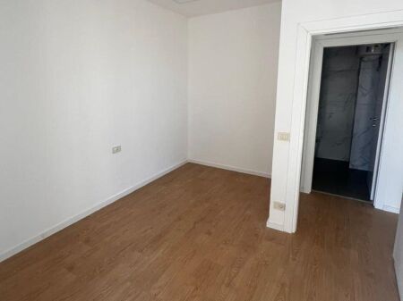 Office space for rent 1+1 – Golden Tower, Mine Peza