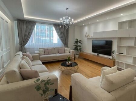 🏡✨ Jepet me Qira Apartament Premium 3+1+2 – Ambasador 2 | Pranë Liqeni Artificial i Tiranës ✨🏡