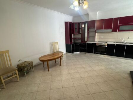 APARTAMENT NE SHITJE 2+1 ASTIR , 2 PALMAT