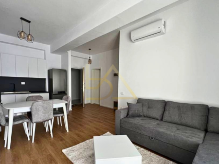Appartamento in vendita – Ali Demi, Tirana
