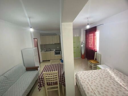 🏡 Studio apartment for rent above the Faculty of Economics, Elbasan Street