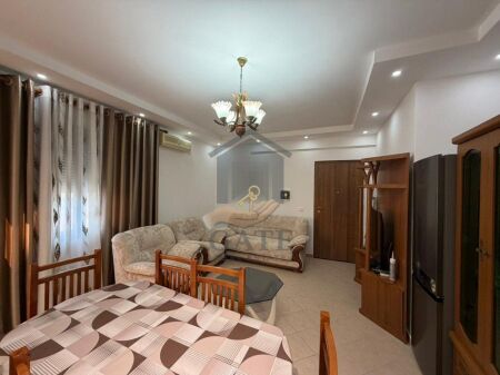 Jepet me qira Apartament 2+1,Plazh Iliria,Durres