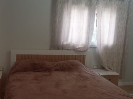 Jepet Apartament me qera