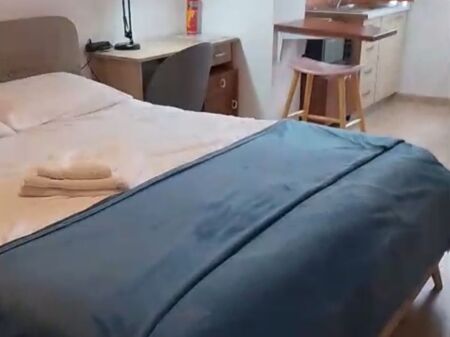 Studio apartment for rent, Center near Lokal Piazza 400 thousand old lek