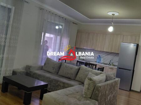 Jepet apartament 2+1 me qera ne Rrugen 5 Maji prane Pallateve te Rindertimit (ID 42215547)

