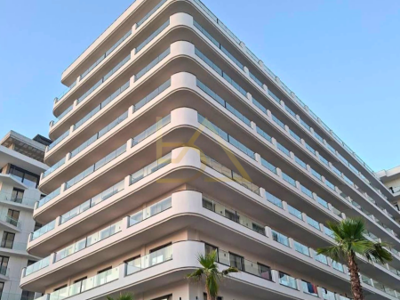 Super Okazion – Apartament për shitje në Shëngjin, vijë e parë me detin