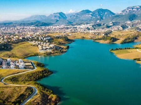 🌿Shitet Apartament 3+1 me Oborr, Farkë 🌿