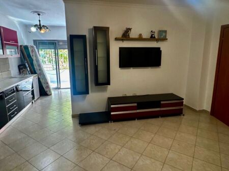 Apartment 2+1 for sale in Astir, at Dy Palmat