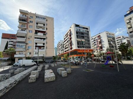 🏡 Appartamento 2+1+2 in Vendita 📍 Yzberisht, vicino a KMY, Complesso ET88💶 Prezzo: 145 Milioni Lek