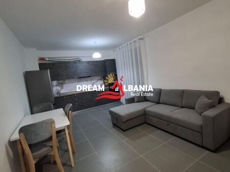 Apartament 2+1 me qera ne Fund te Rruges 5 Maji prane Pallateve te Rindertimit (ID 42215548)