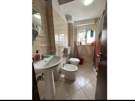 Apartament per qera 1+1 tek Rruga e Durresit