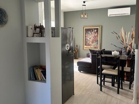 APARTAMENT ME QERA 1+1 RRUGA E ELBASANIT 50.000 LEKE FH-73850