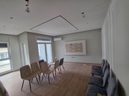 5 Maji Pran Concord Center Shitet Apartament 2+1+2