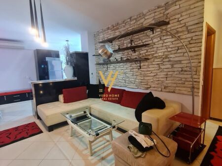 JEPET APARTAMENT 2+1 ME QIRA TE RRUGA NDRE MJEDA 70.000 LEKE